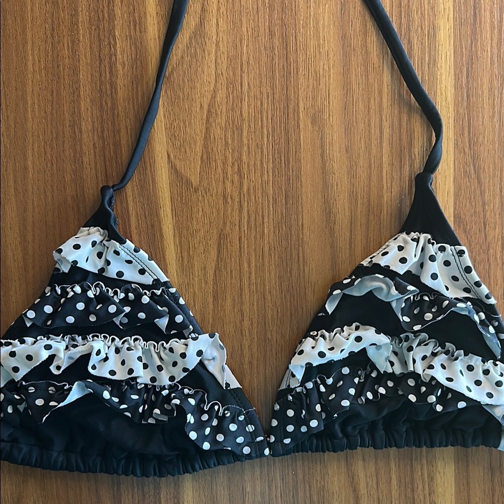 GUC Xhilaration Black and White Lace Polka Dot Ruffled Bikini Halter Top 🫧 - Picture 4 of 4